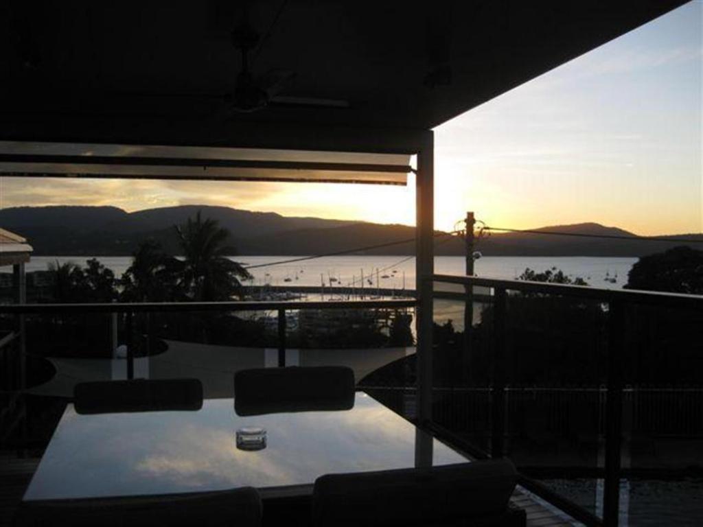 Airlie Apartments Airlie Beach Kültér fotó